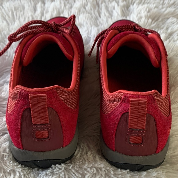 Dansko Paisley Red Women's Sneakers - Picture 14 of 16